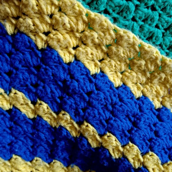 Vintage Handcrafted Striped Knit Granny Blanket 70x100" Full Size 1970's Hippy - Picture 7 of 7